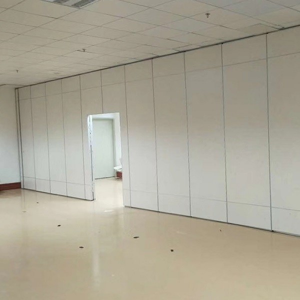 China Function Interior Office Portable Wood Movable Partition Walls With Aluminum Track System on sale
