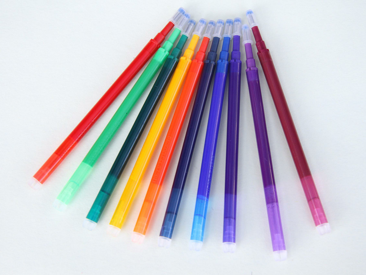 China Non Leakage Refillable Heat Sensitive Erasable Gel Pens For Writing on sale