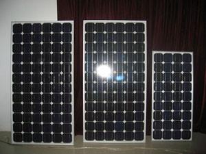 China solar and wind hybrid street light on sale