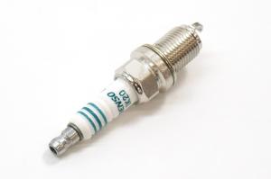 China Stable Idle Ngk Laser Spark Plugs IK20 With Anti - Fouling Properties on sale