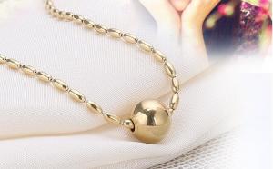 China Steel Ball Pendant Necklace Fashion Jewellery Stainless Steel Jewelry Gold Plating Necklace on sale
