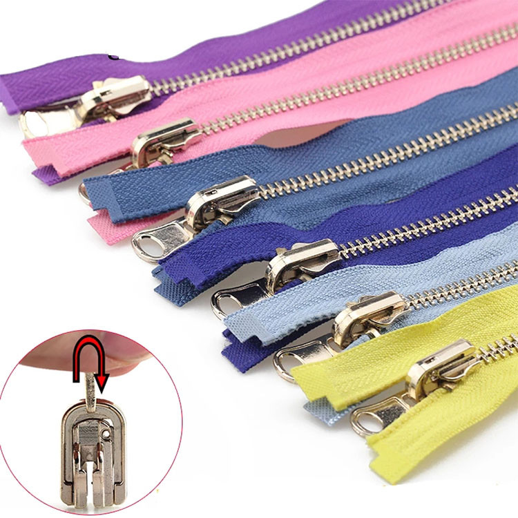 China Zinc Alloy Garments And Accessories Double Sided Metal Teeth Zipper Slider on sale