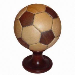 Wooden Football with 23cm Diameter, Suitable for Promotional Gifts