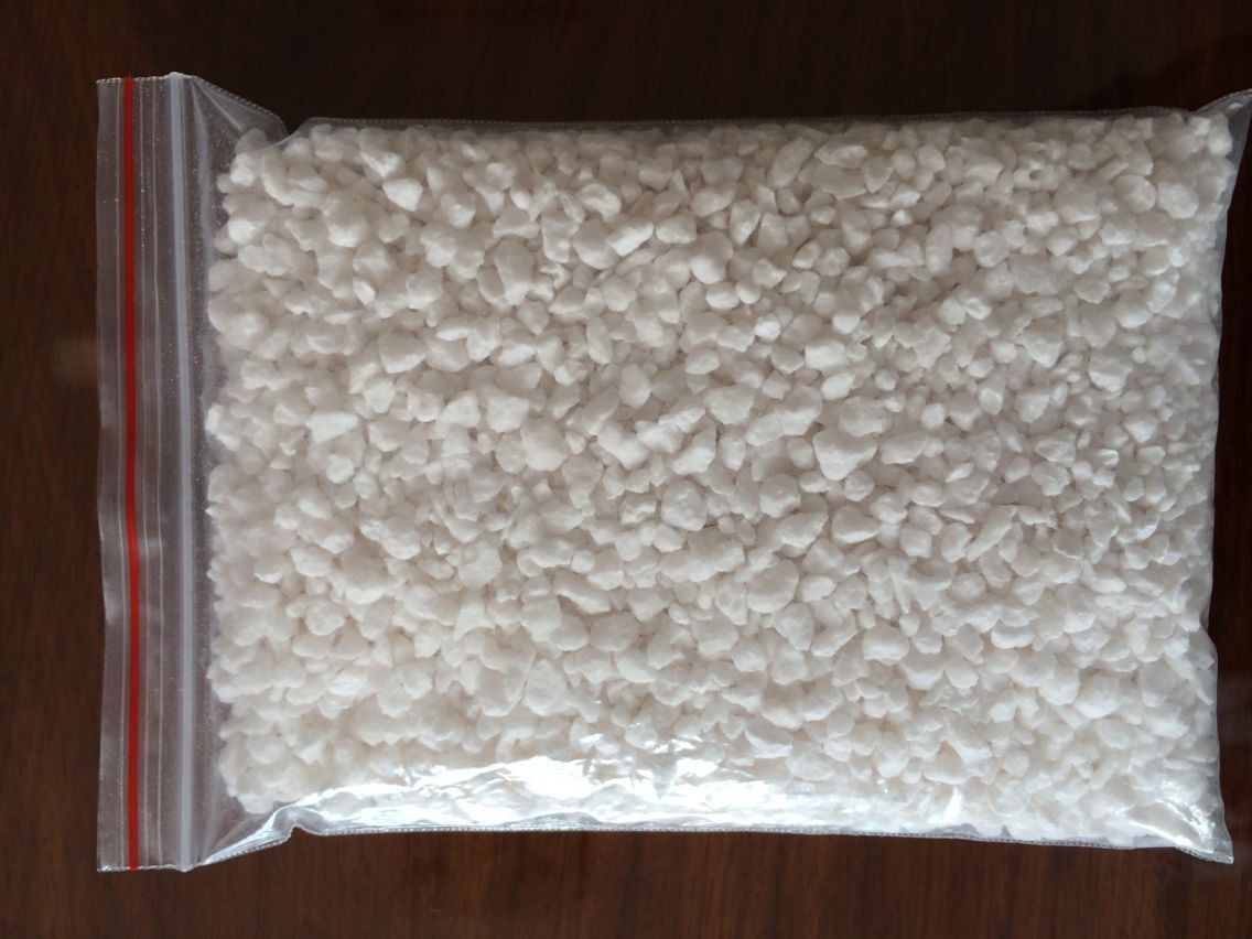 Cheap anhydrous calcium chloride 94-97% for sale