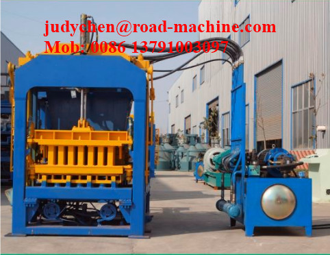 China Qt4-15 Automatic Hydraulic Hollow Paving Concrete Block Brick Making Machine 5000 Pieces/Day on sale