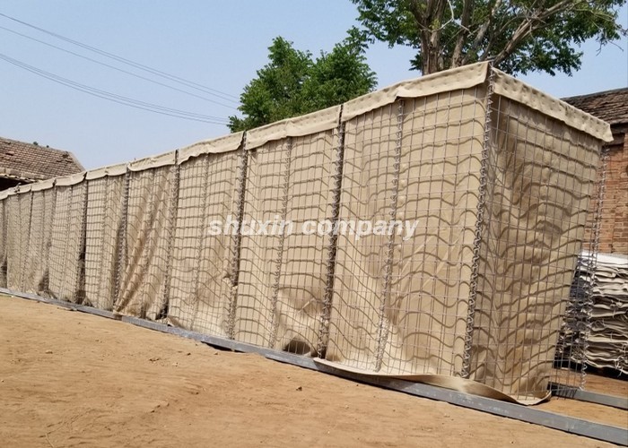 China Welded Defensive Bastion Barriers Wall Military Gabion Box 4-5.0mm Wire Dia on sale