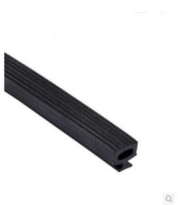 China epdm rubber door sealing strip on sale