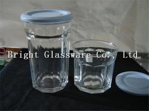 China cheap glass wine glasses with plastic lid beer mug for wholesale on sale