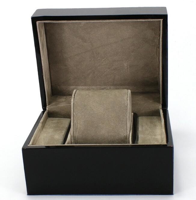 China Piano Paint Matte MDF Wooden Jewelry Box Grey Interior With Removable Cushions on sale
