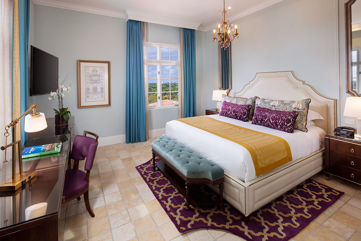 Cheap American Style Modern Design Luxury Hotel Bedroom Furniture Walnut Wood Finish for sale