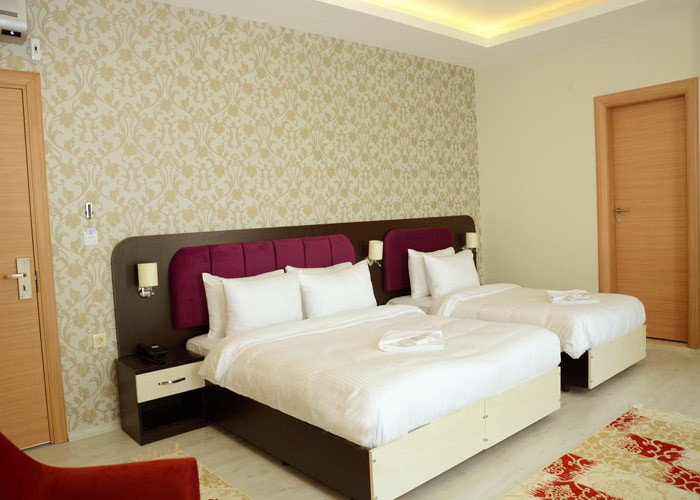 Best King Size Bedroom Furniture Set Walnut Color Modern Style OEM Service wholesale