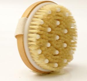 China Natural Bristles Cellulite Exfoliating Body Smoother Dry Skin Bath Brush on sale