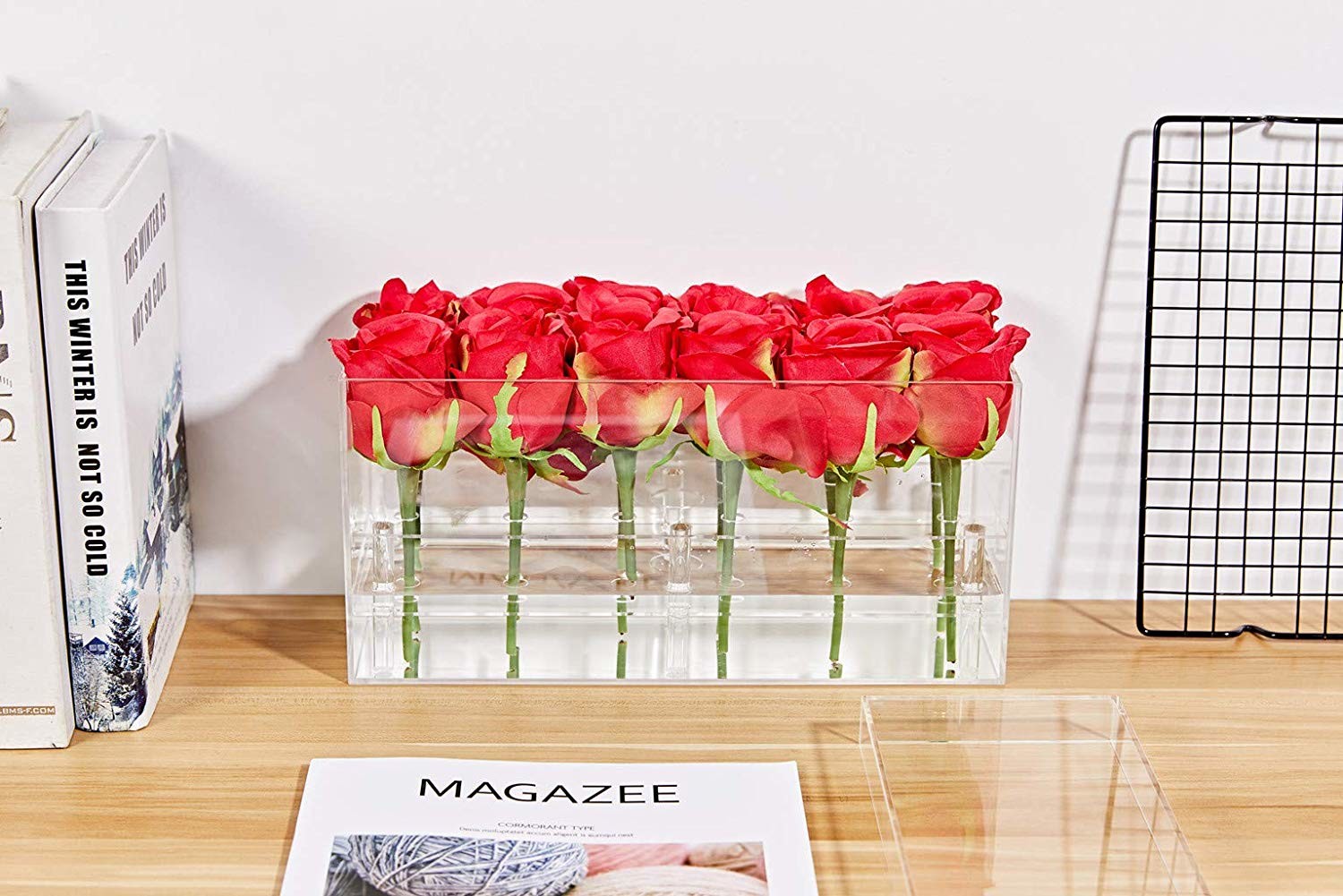 Best Waterproof Everlasting Roses Acrylic Box Daily Decoration For 25 Roses wholesale