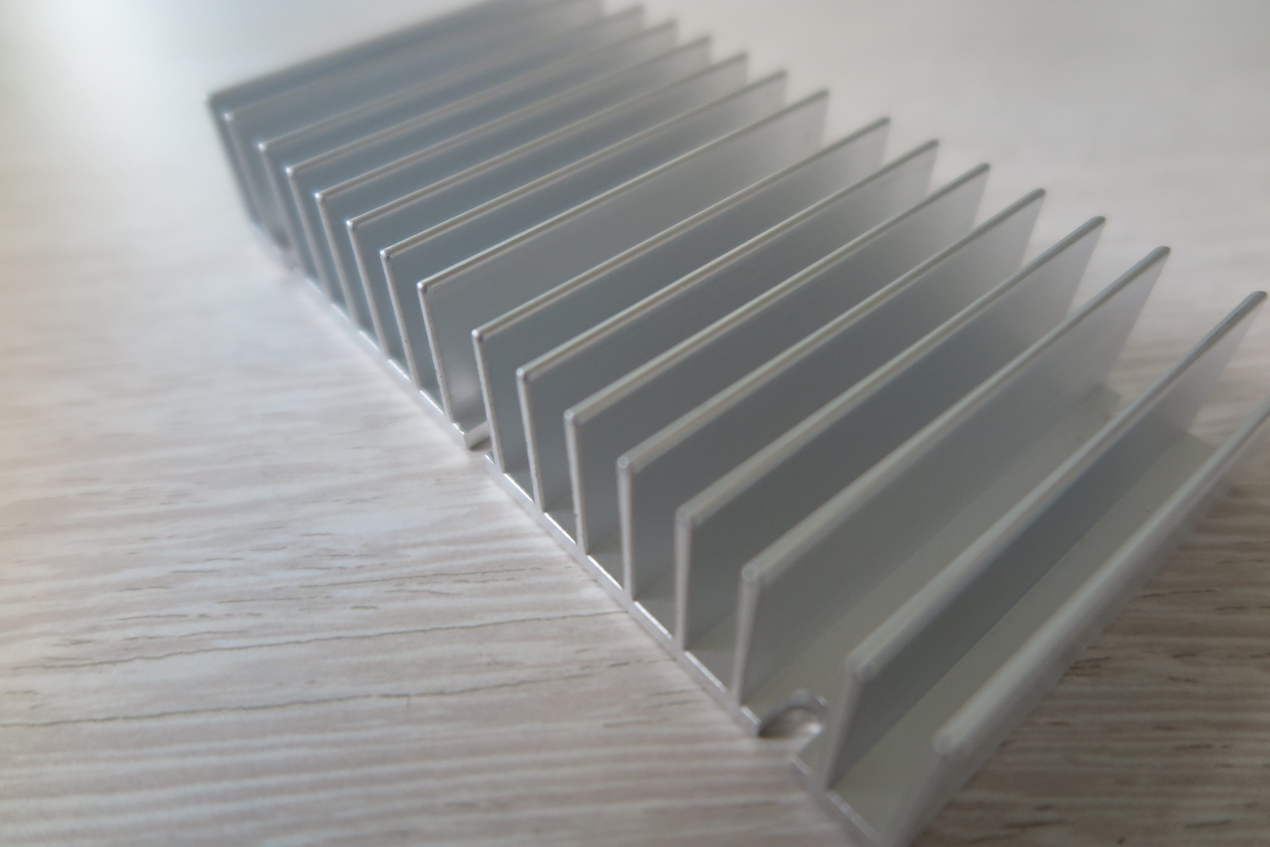 China 6063 High Power Silver Aluminum Extruded Heat Sink , Large Aluminum Heat Sink on sale