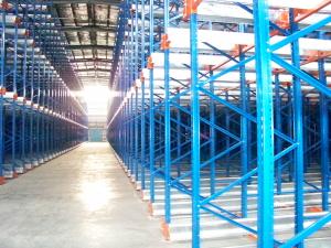 China Semi Automatic Shuttle Pallet Racking Radio Shuttle Racking System Easy Installation on sale