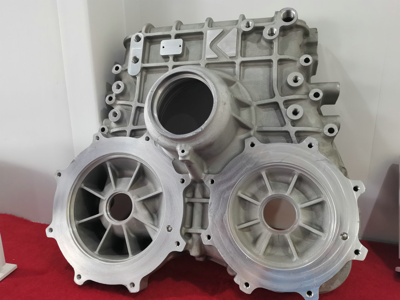 China OEM ODM Aluminium Die Casting Mould Products Cars Clutch Housing on sale
