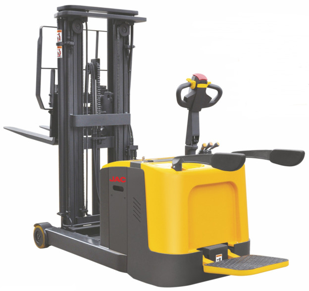 Cheap Load Capacity 1.2 Ton Narrow Aisle Lift Trucks , Forwarding Mast Stand Up Reach Forklift for sale
