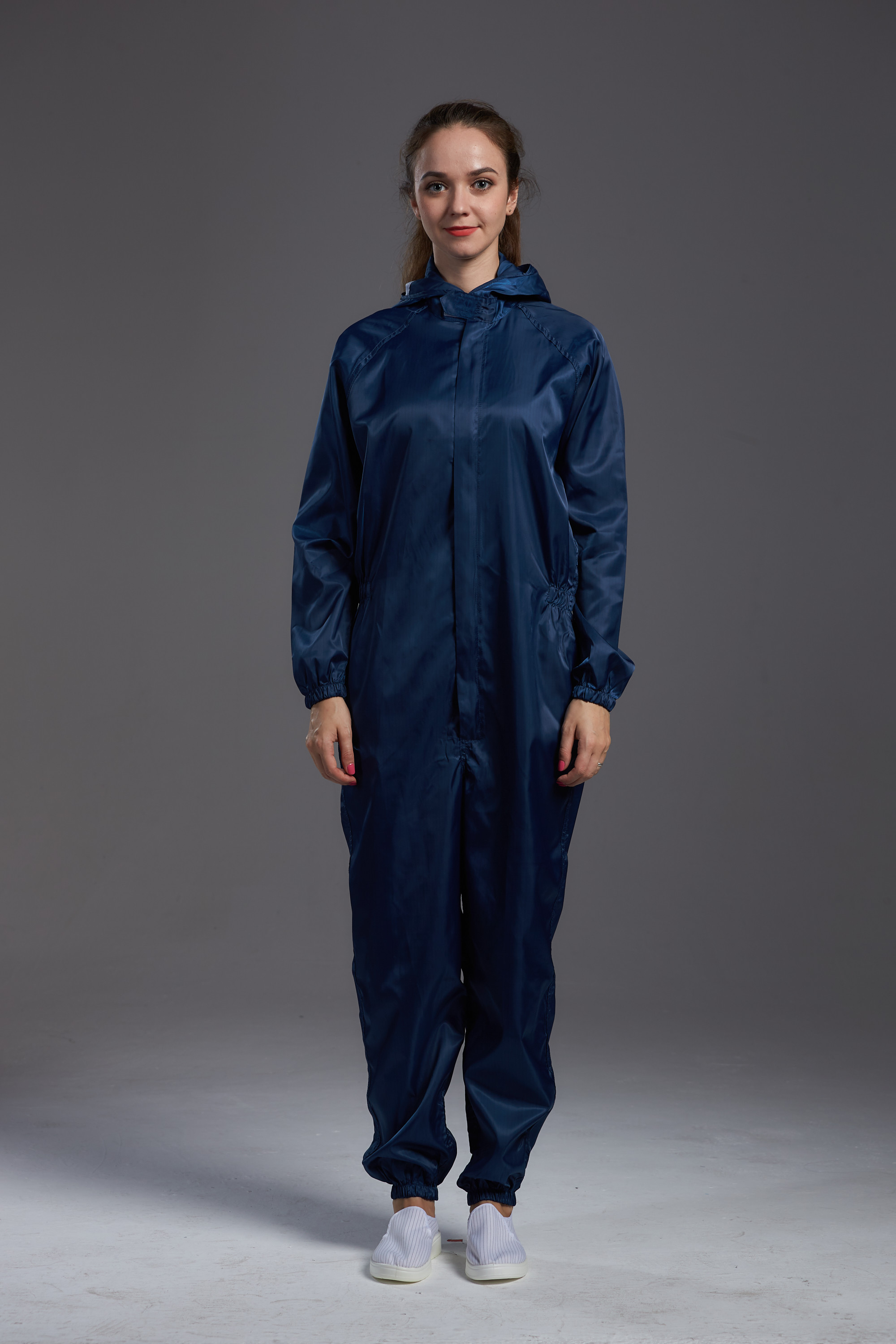 Best Antistatic ESD cleanroom coverall dark blue color with hoods zipper open conductive fiber wholesale