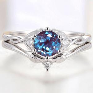 China Classic Jewelry 925 Sterling Silver Gold Plated Ring Alexandrite Fine Jewelry Wholesale Girl Jewelry Set on sale