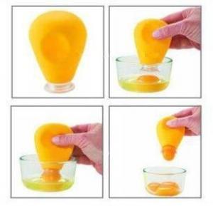 China Silicone Rubber Egg Yolk Separator,Custom Food Grade Silicone Egg Yolk Filter Separator Kitchen Egg Tools on sale