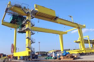 China 50T Movable Shipping Container Crane , RMG Rail Mounted Gantry Crane on sale