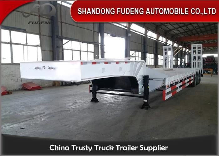China Hydraulic Ramps 60 Tons Low Bed Semi Trailer , Air Suspension Low Flatbed Trailer on sale