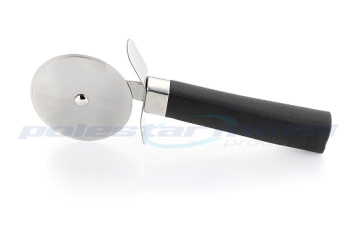 China Kitchen Tool Pizza Cutting Knife Stainless Steel Pizza Wheel Cutter With ROHS on sale