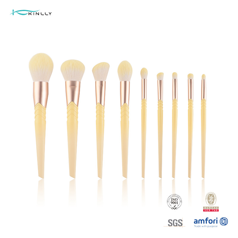 China 9 PCS Plastic Makeup Brushes Yellow Hair blending Cosmetic Brush Set on sale