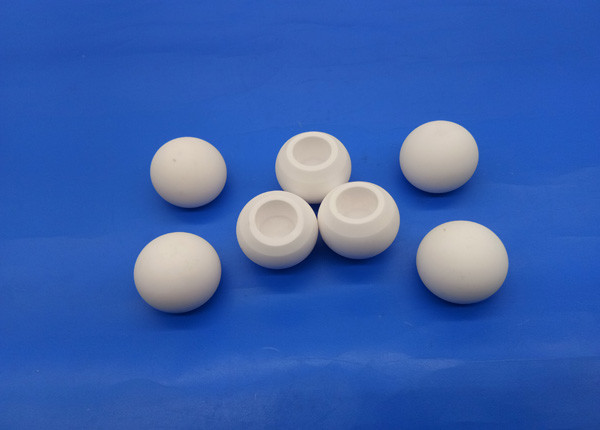 China Machining 99.7% Alumina Hollow Bio Ceramic Polishing Balls / Zirconia Water Lined Ball Valve Parts on sale
