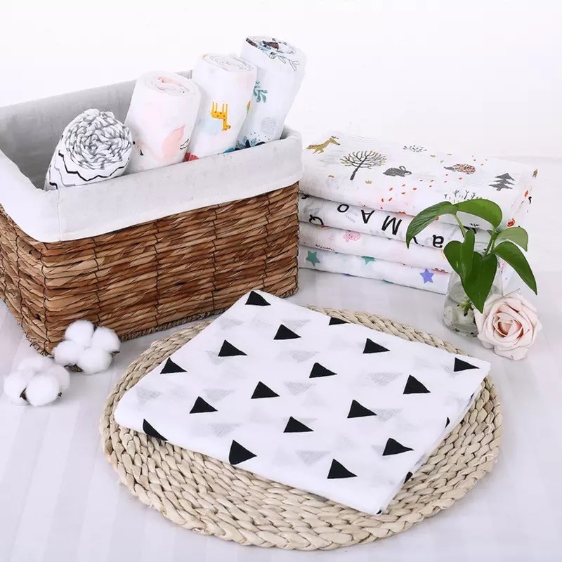 Cheap Durable Cute Muslin Swaddle Blankets Safe Healthy 120*120 Cm For Picnic / Travel for sale