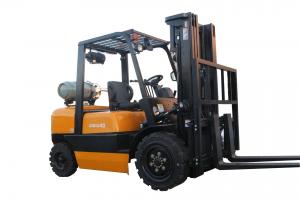 China 4 TON Gasoline And LPG Forklift Powered Pallet Truck With Chinese Engine on sale