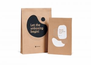 China Biodegradable 180g Brown Kraft Paper Envelope Bag 3D Mock Up With Sticker on sale