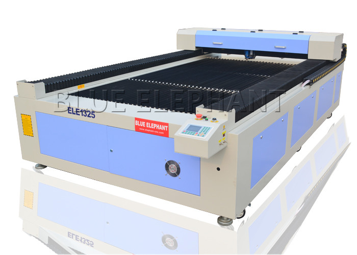 China Auto Focus Co2 Laser Engraving And Cutting Machine Metal Cutting With Assistance Gas on sale