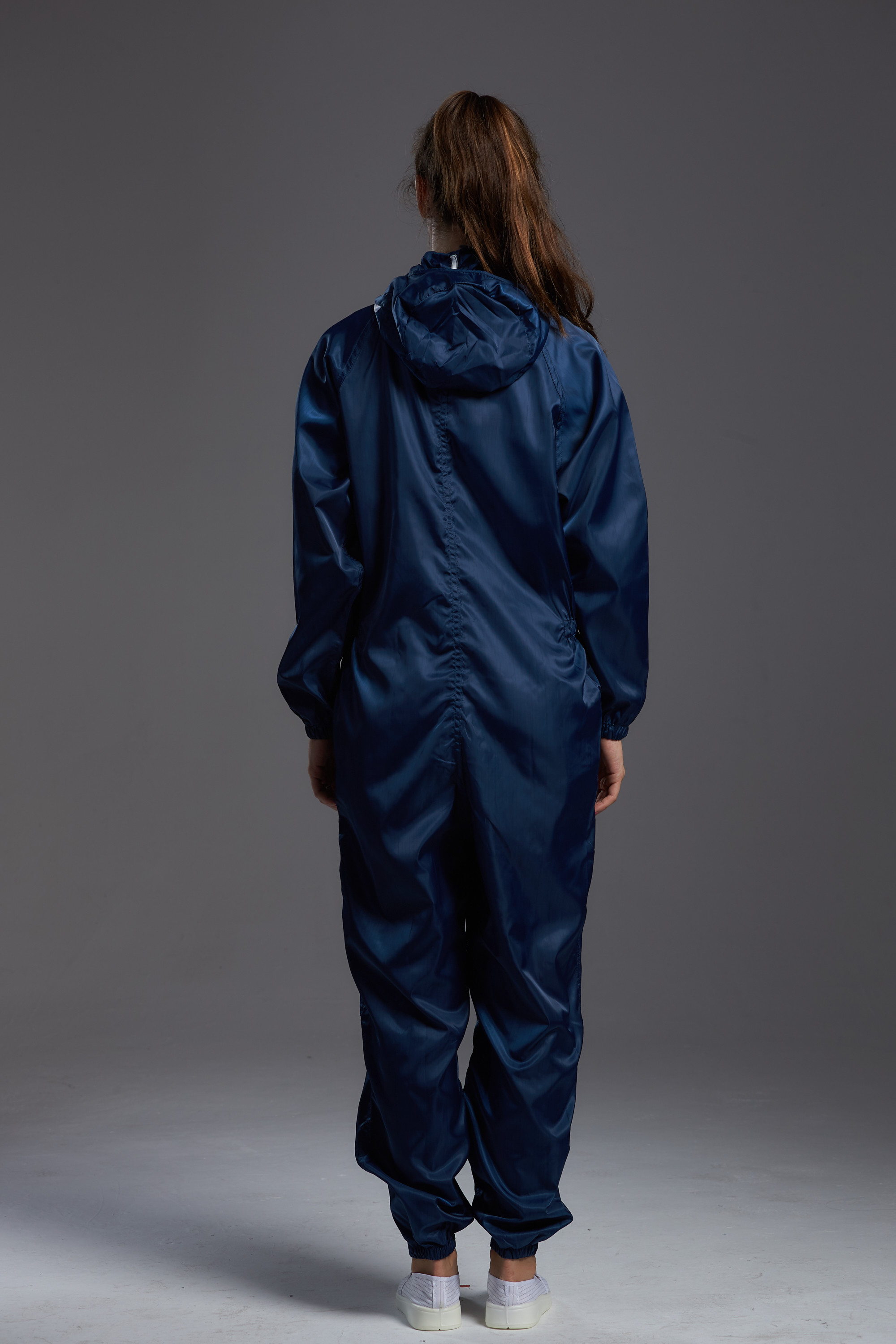 Best Antistatic ESD cleanroom coverall dark blue color with hoods zipper open conductive fiber wholesale
