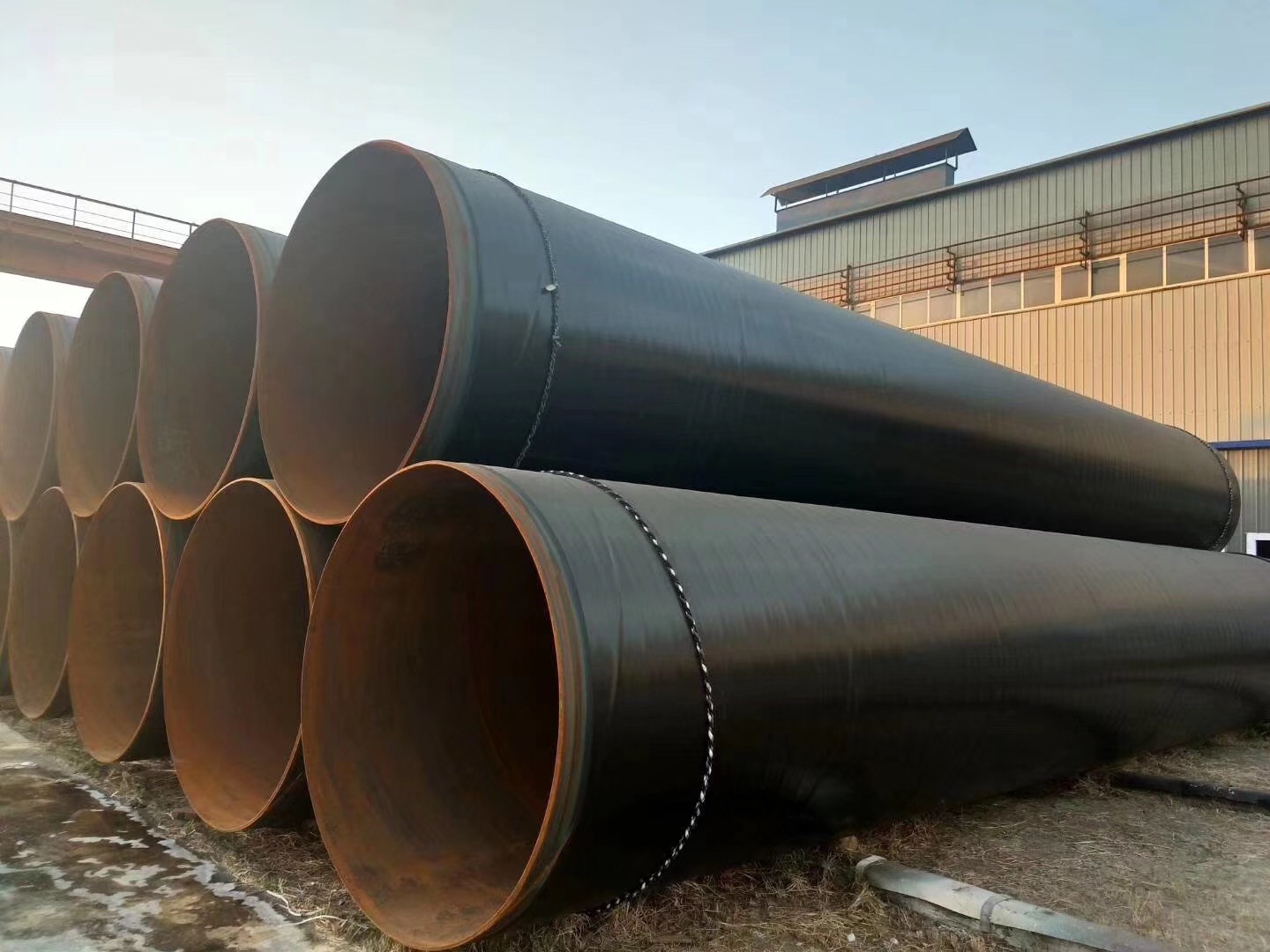 Best Q235B Q345B Welded Hollow Steel Pipe , Large Diameter And Wall Thickness Round Water Pipe wholesale