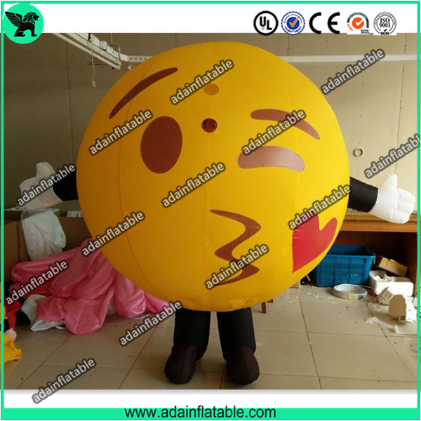 Best Lovely Inflatable Kiss Ball Valentine's Day Inflatable Costume Parade Inflatable Cartoon wholesale