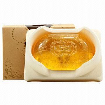 China Rejuvenating Anti-wrinkle Whitening Soap with 999 Pure Gold Foil Ingredient on sale