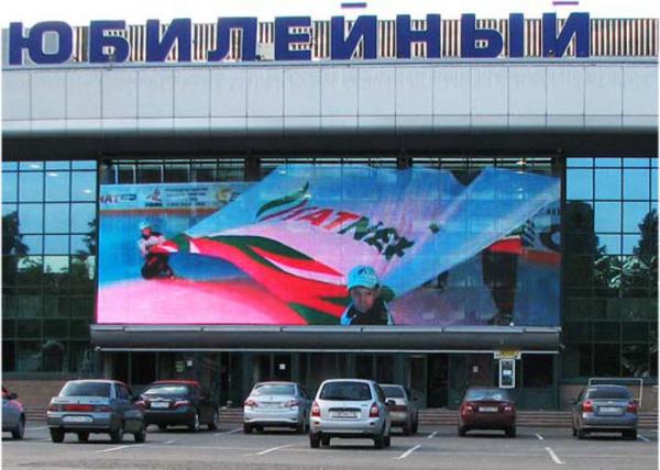 High Brightness LED Glass Display Waterproof Full Color Advertising LED Display Board for Shopping Mall
