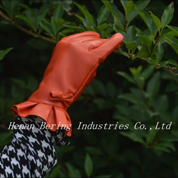 Plain Type Daily Life Usage Ladies Suede Leather Gloves