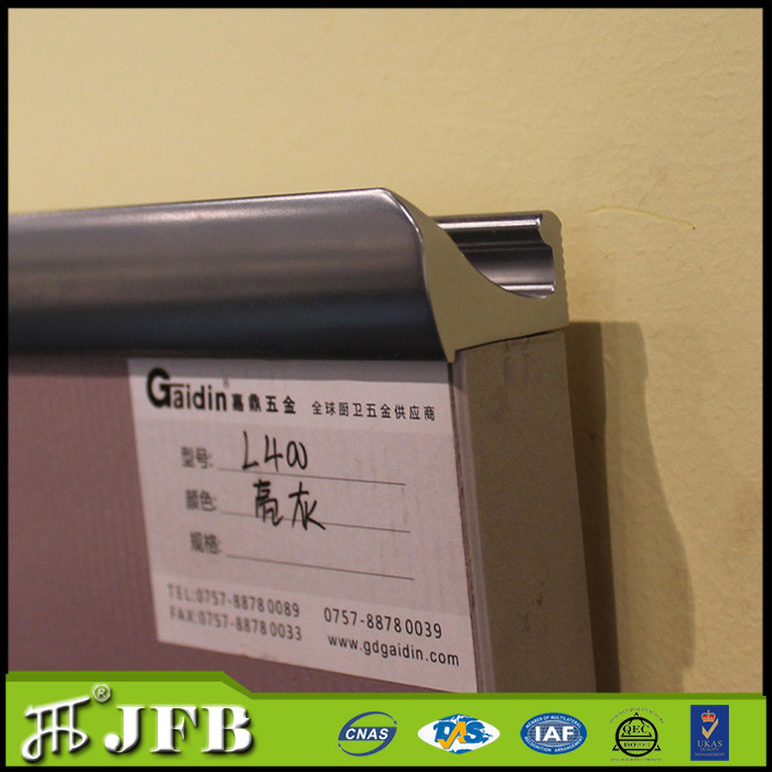 China Foshan kitchen cupboard fittings suppliers modern popular kitchen cupboard door handles on sale