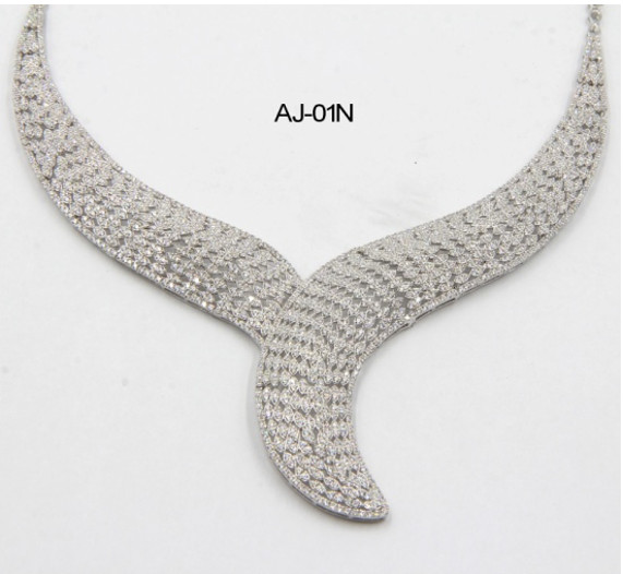 China Y 925 Sterling Silver Name Necklaces Choker 21K Gold Custom on sale