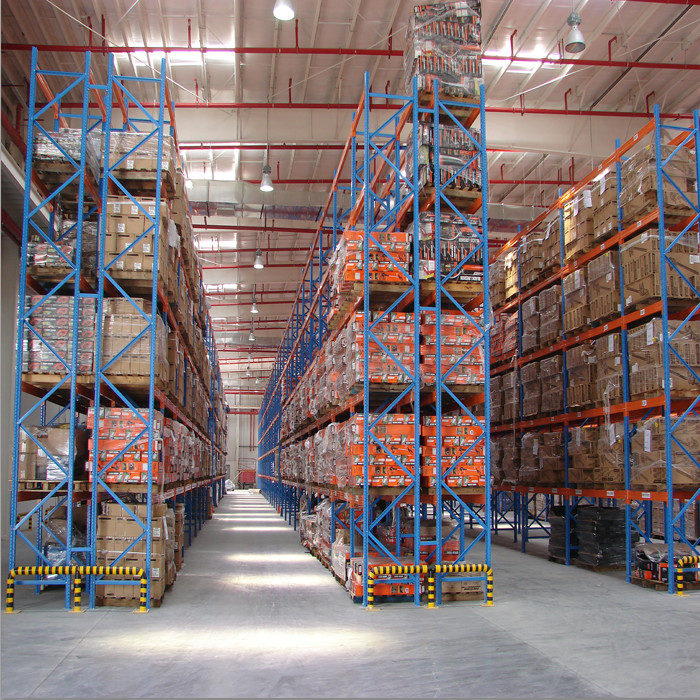 China 4T Heavy Duty Pallet Racking Adjustable Every 75mm Electrostatic Powder Coated on sale