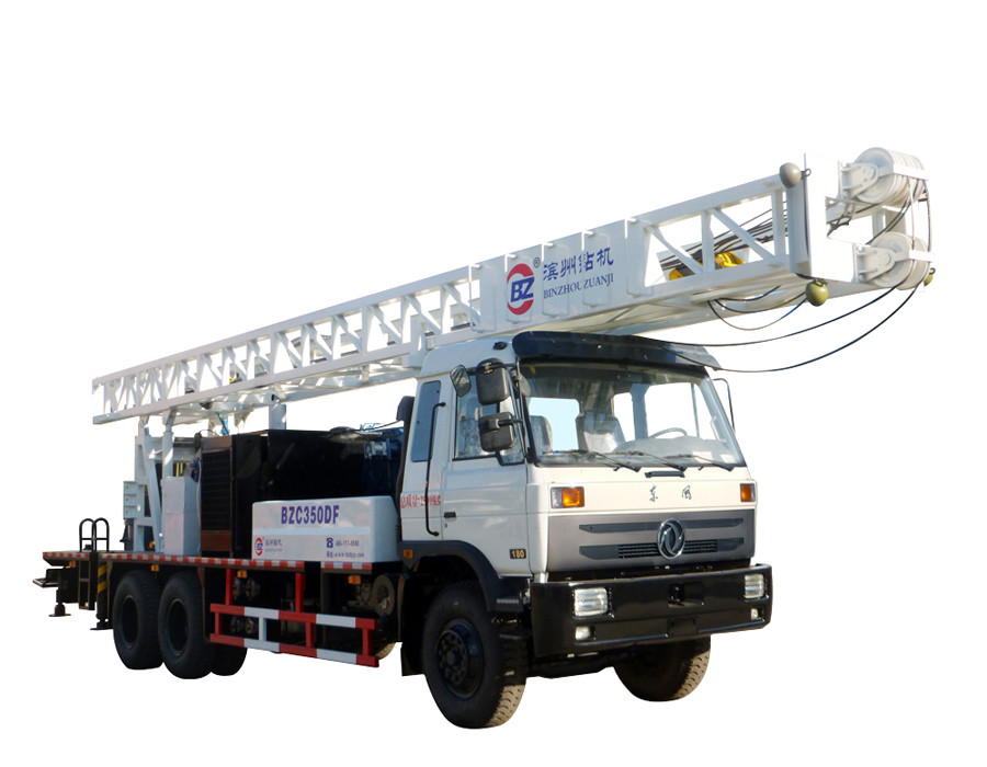 China 300 Meters Depth Rotary Drilling Rig / Borehole Drilling Machine Truck Mounted on sale