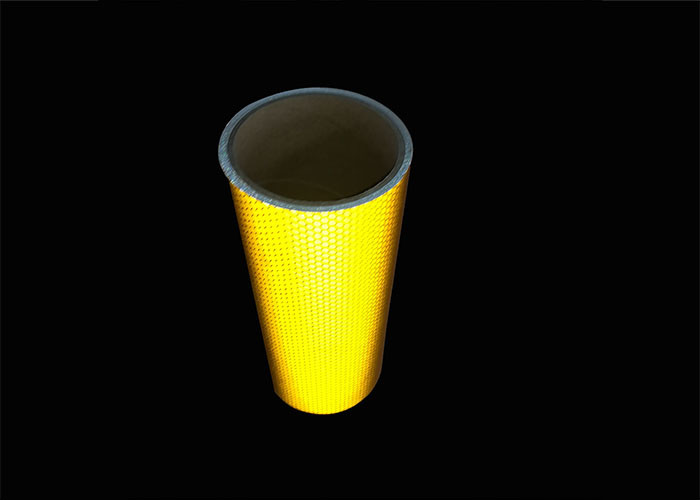 China Glass Beads Honeycomb High Intensity Grade Reflective Sheeting For Traffic Signs on sale