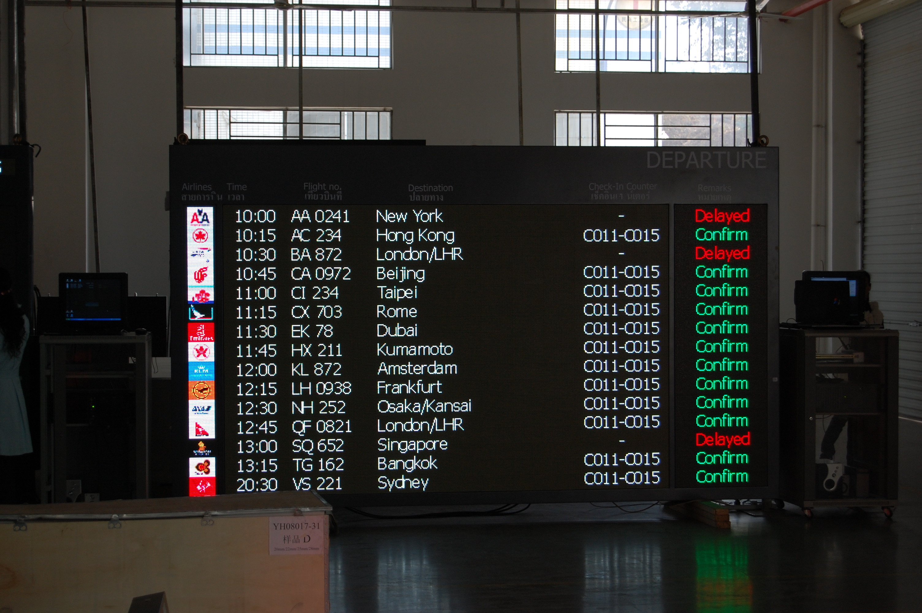 China 1200*1200mm Full Color LED Display For Airport Flight Information on sale