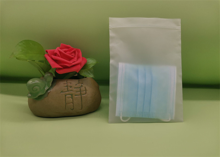 China Gravure Printing Biodegradable Poly Bags Resealable Ziplock Sustainable Corn Starch on sale