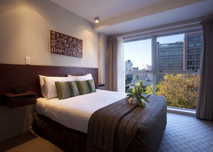 Walnut Veneer Modern Hotel Bedroom Furniture Sets Customized Service