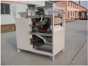 Best 304 Stainless Steel Wet Peanut Blanching Machine With 130-200kg/H Capacity wholesale