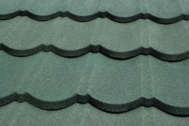 China High quality 50 years guranteed zinc roof sheet price european stone coated metal roof tile on sale
