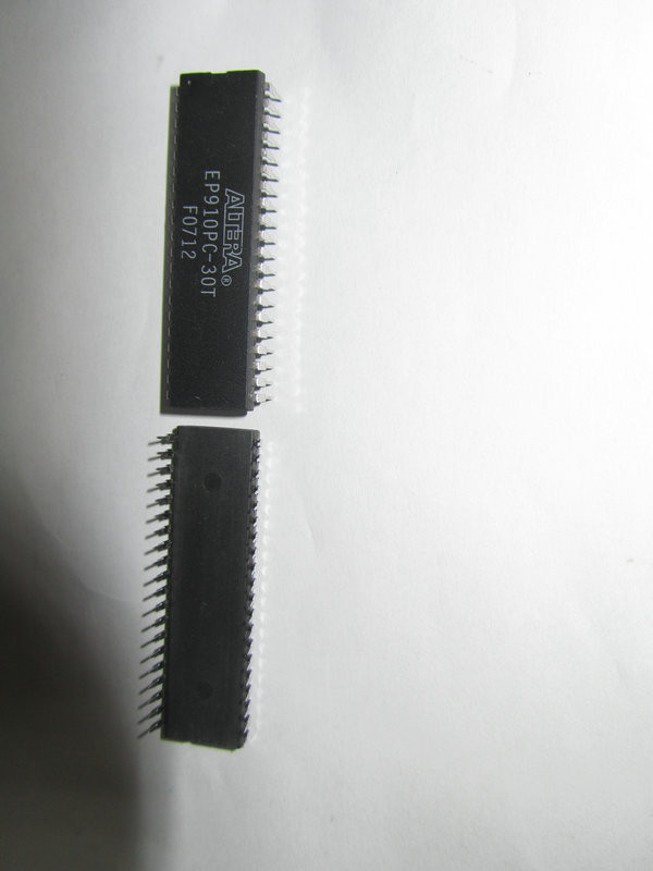 MCU Microcontroller Unit EP910PC-30T  - Altera Corporation - Classic EPLD Family